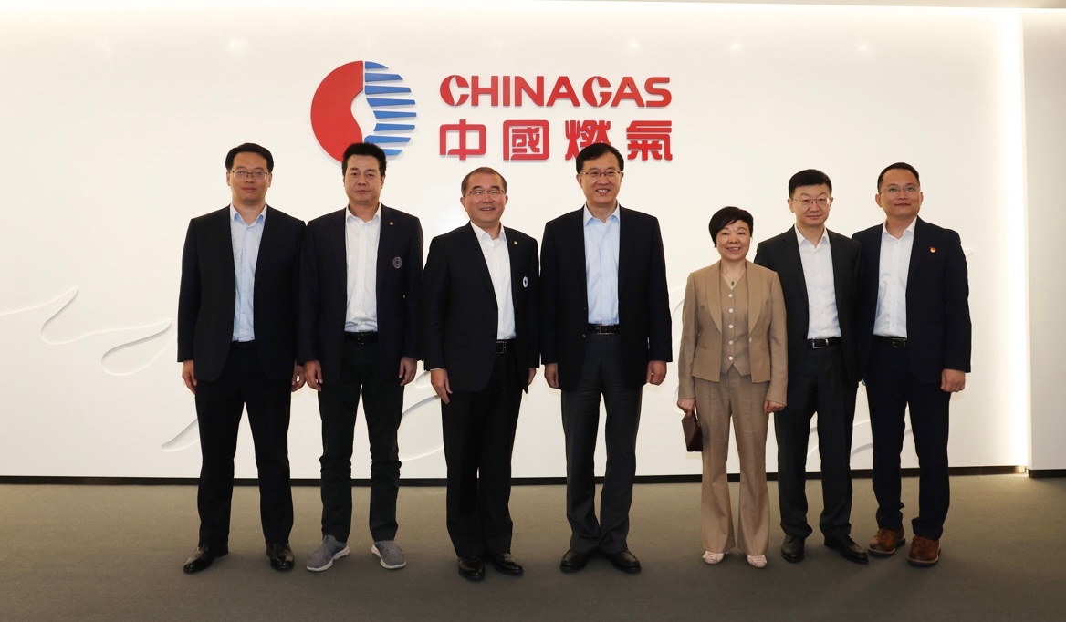 集团董事会主席、总裁刘明辉在深会见中国邮政储蓄银行一行